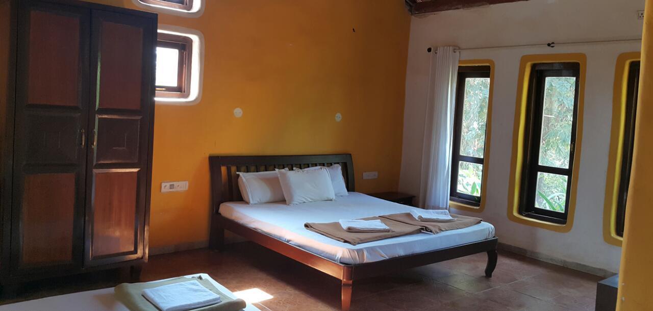 Cherilyn Monta Resort - Ratnagiri Vatul Esterno foto