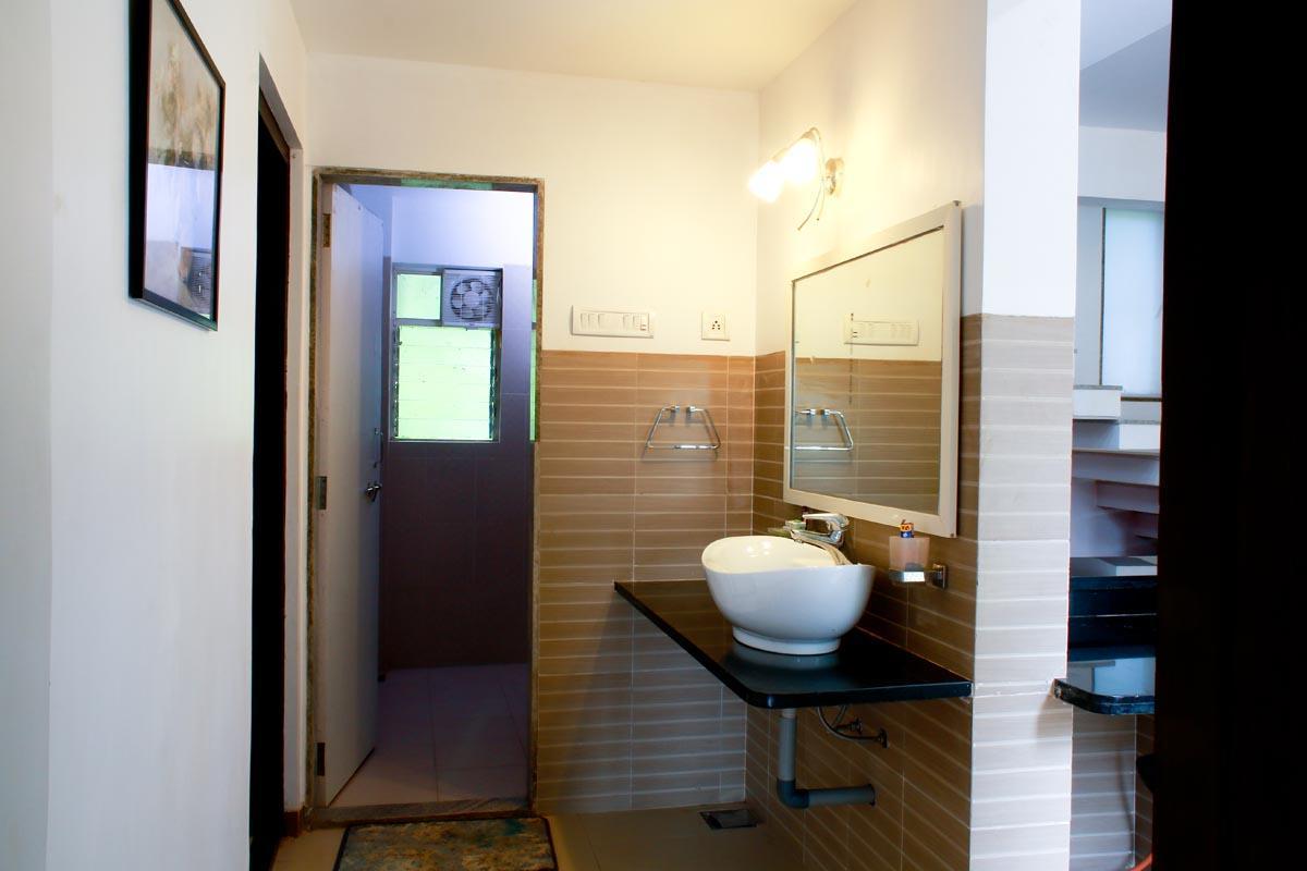 Cherilyn Monta Resort - Ratnagiri Vatul Esterno foto