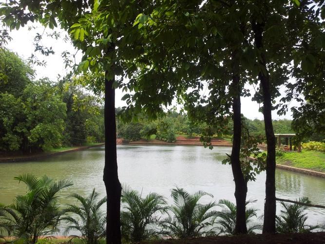Cherilyn Monta Resort - Ratnagiri Vatul Esterno foto